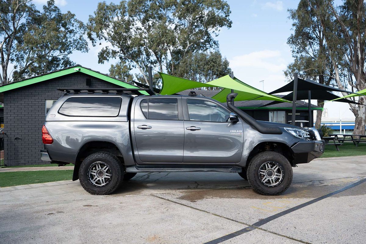 2015 Toyota Hilux SR5 GUN126R 4X4