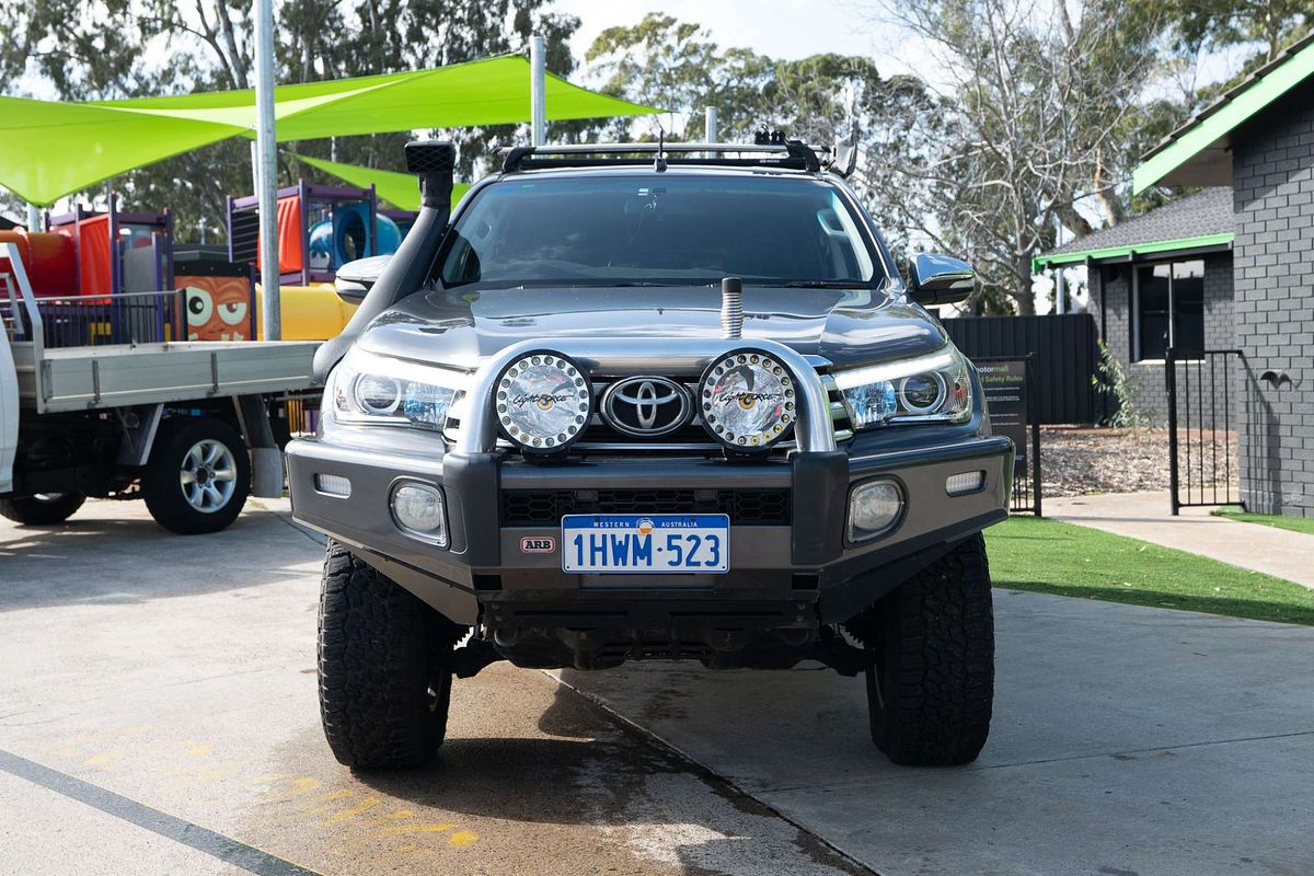 2015 Toyota Hilux SR5 GUN126R 4X4