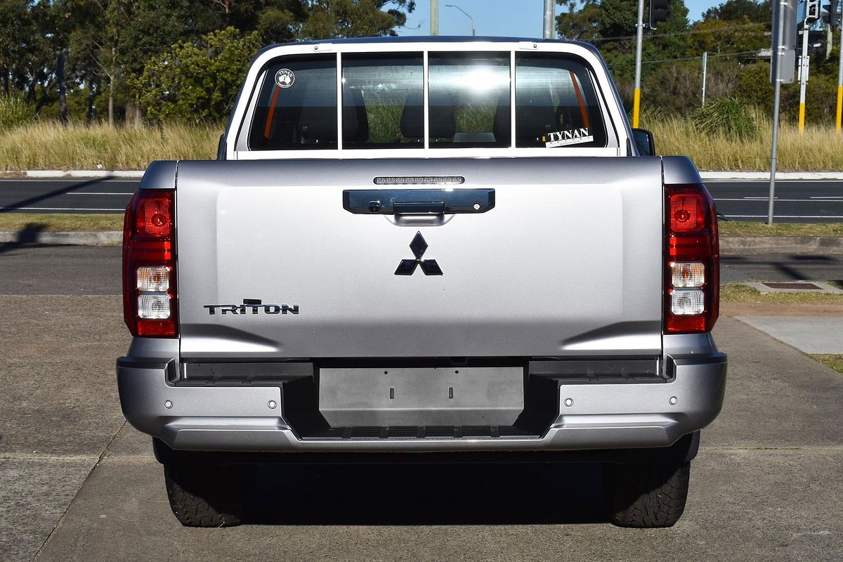 2024 Mitsubishi Triton GLX MV 4X4