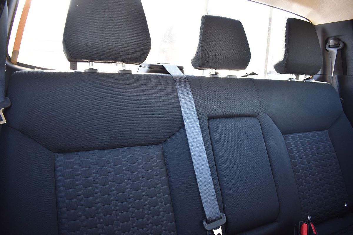 2024 Mitsubishi Triton GLX MV 4X4