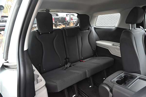 2022 Kia Carnival S KA4