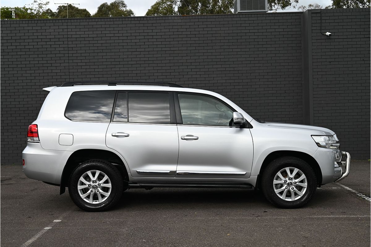 2018 Toyota Landcruiser Sahara VDJ200R