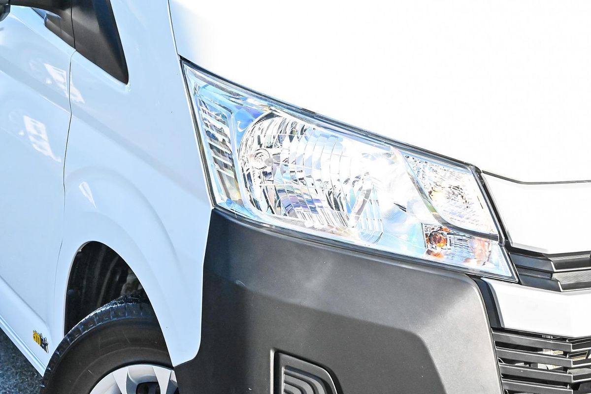 2019 Toyota Hiace Commuter GDH322R
