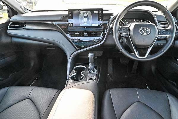 2024 Toyota Camry SL AXVH70R
