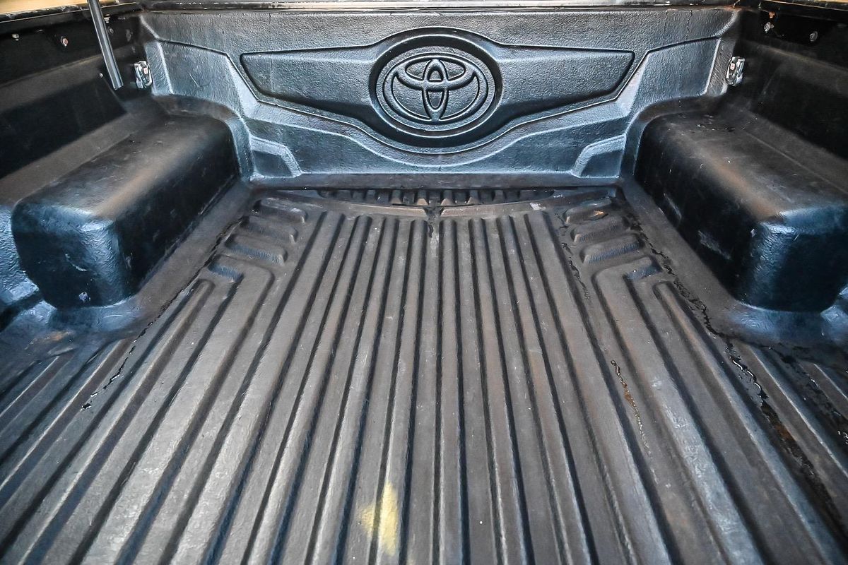 2011 Toyota Hilux SR5 KUN26R 4X4
