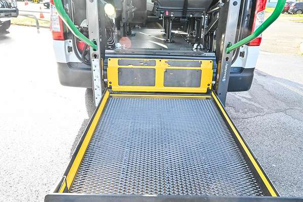 2019 Toyota Hiace Commuter GDH322R