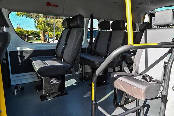 2019 Toyota Hiace Commuter GDH322R