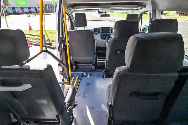 2019 Toyota Hiace Commuter GDH322R