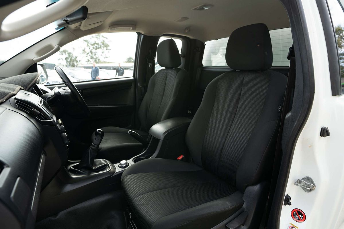 2019 Isuzu D-MAX SX 4X4
