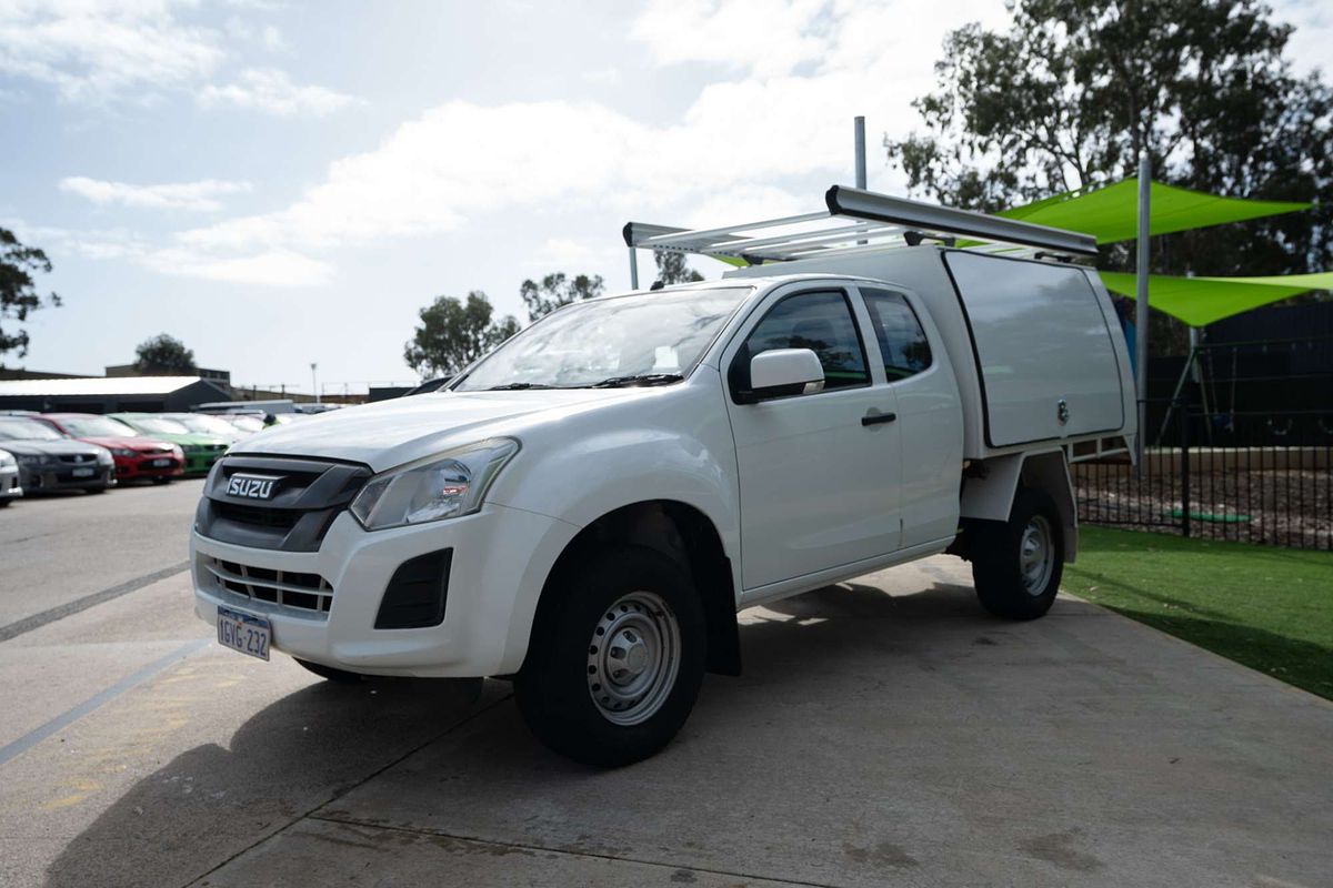 2019 Isuzu D-MAX SX 4X4