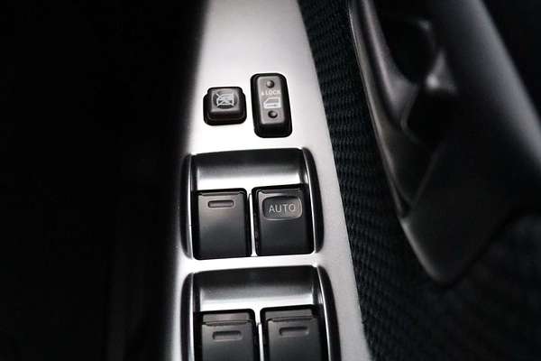 2015 Toyota Hilux SR5 KUN26R 4X4