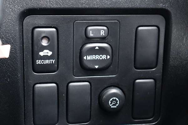 2015 Toyota Hilux SR5 KUN26R 4X4