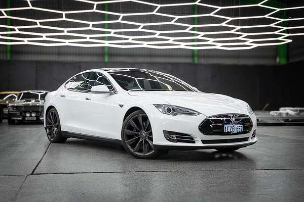 2015 Tesla Model S 85D