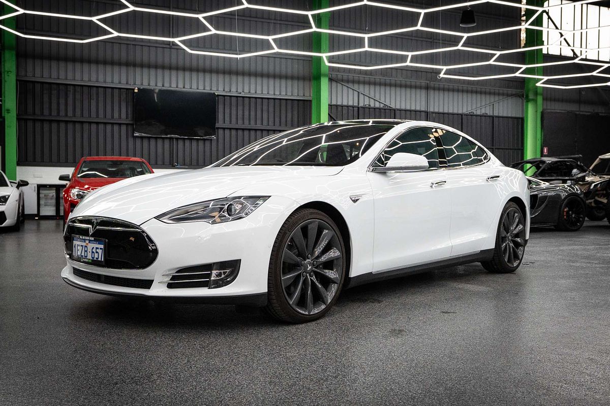 2015 Tesla Model S 85D
