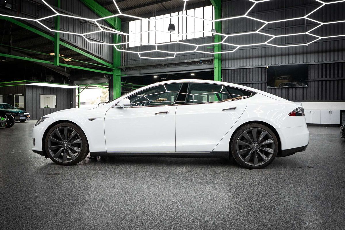 2015 Tesla Model S 85D