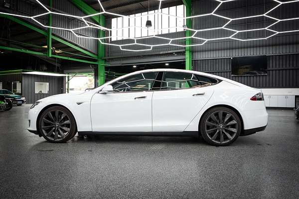 2015 Tesla Model S 85D