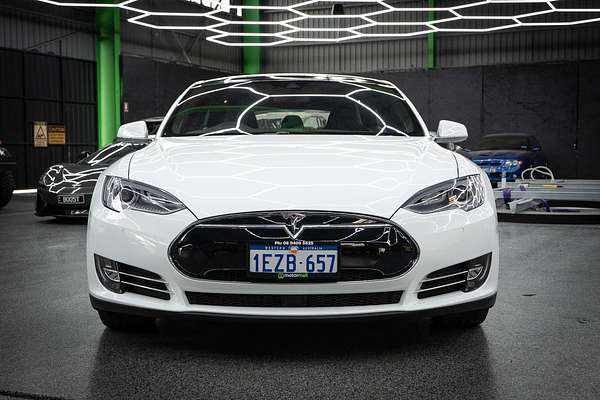 2015 Tesla Model S 85D