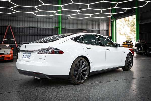 2015 Tesla Model S 85D