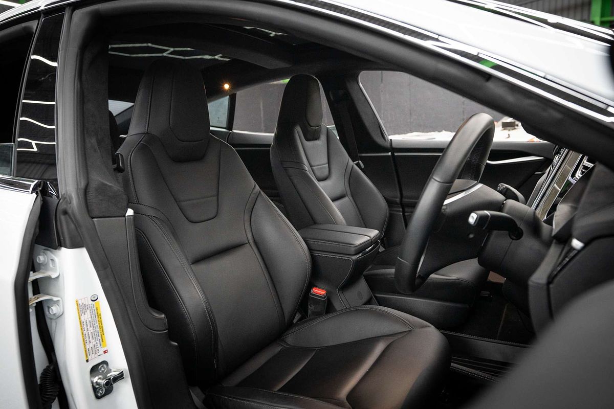 2015 Tesla Model S 85D