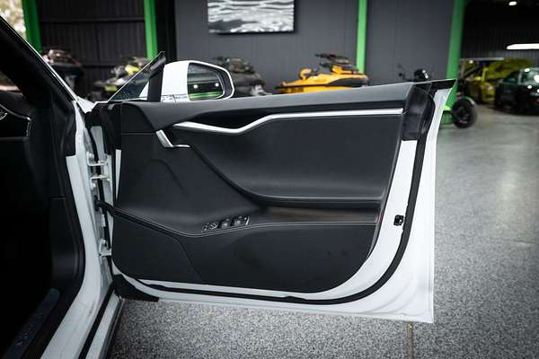 2015 Tesla Model S 85D