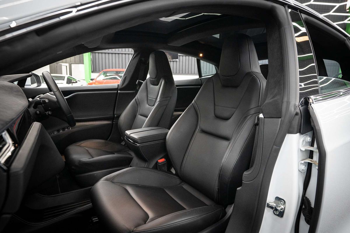 2015 Tesla Model S 85D