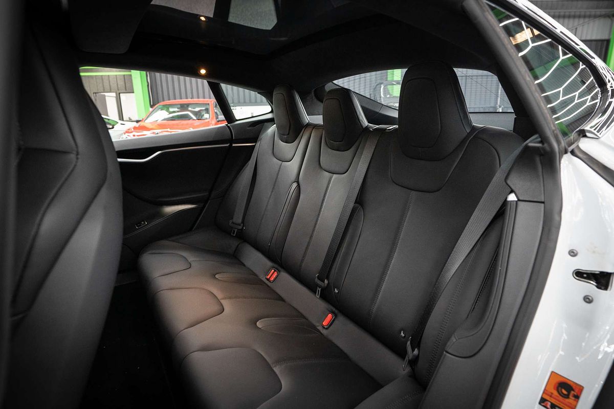 2015 Tesla Model S 85D