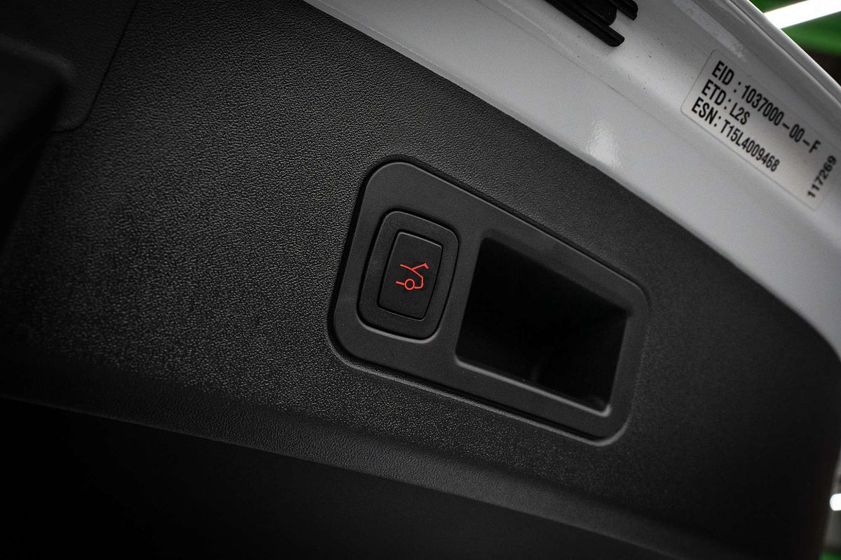 2015 Tesla Model S 85D