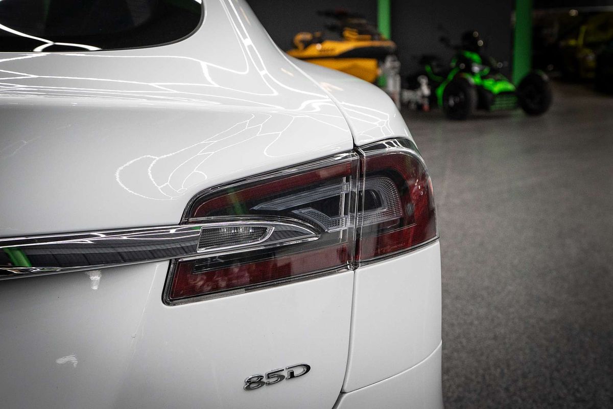 2015 Tesla Model S 85D