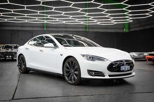 2015 Tesla Model S 85D