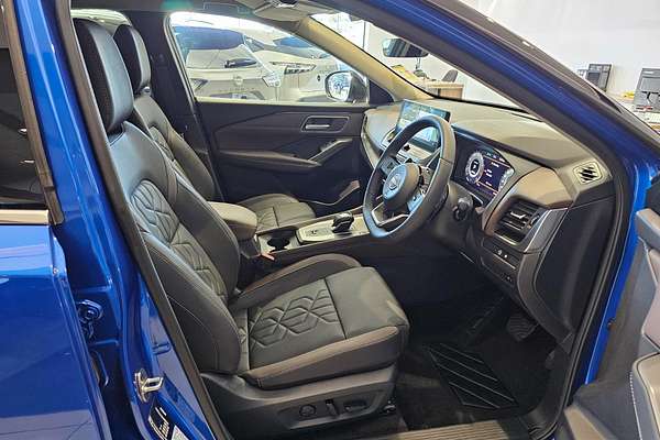 2025 Nissan QASHQAI Ti J12