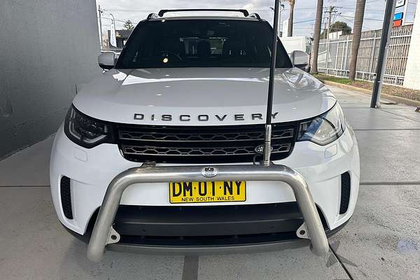 2017 Land Rover Discovery SD4 SE Series 5