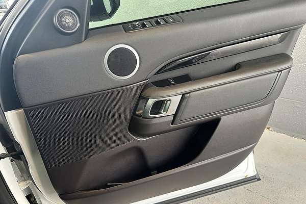 2017 Land Rover Discovery SD4 SE Series 5