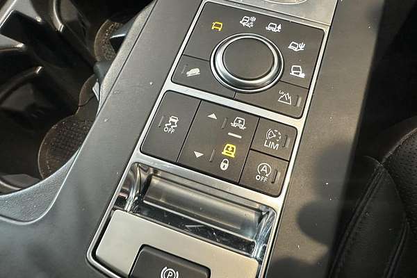 2017 Land Rover Discovery SD4 SE Series 5