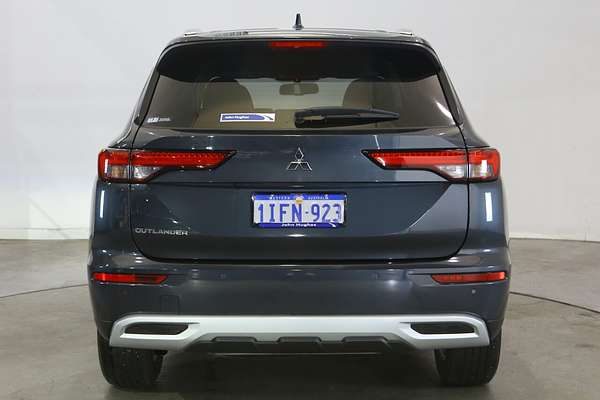 2024 Mitsubishi Outlander LS ZM