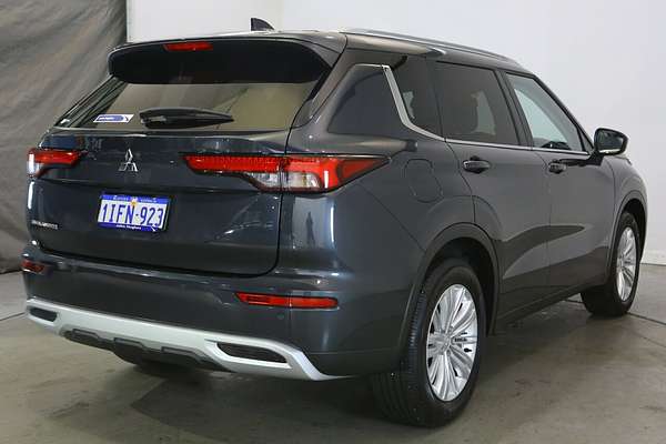 2024 Mitsubishi Outlander LS ZM