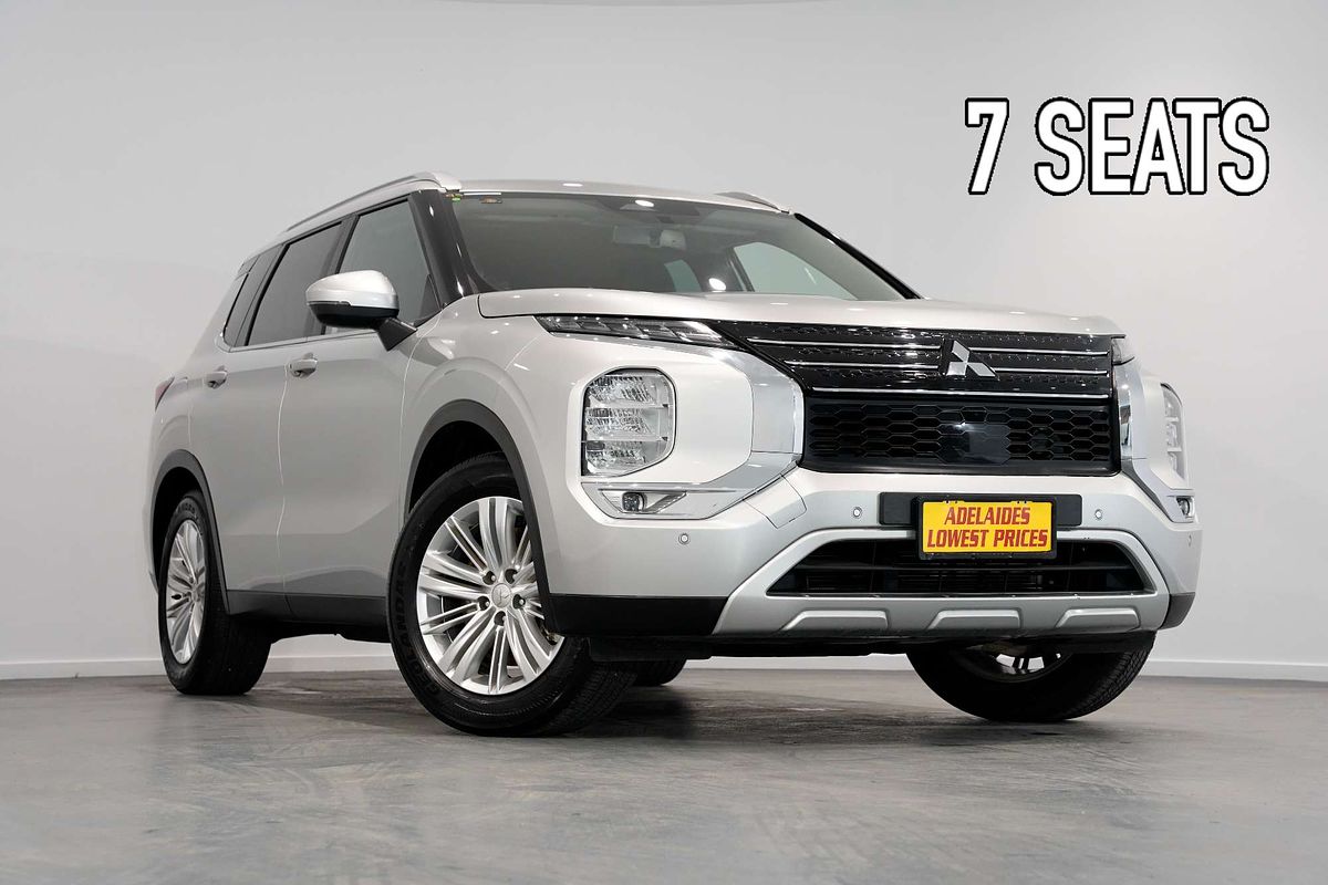 2022 Mitsubishi Outlander LS ZM
