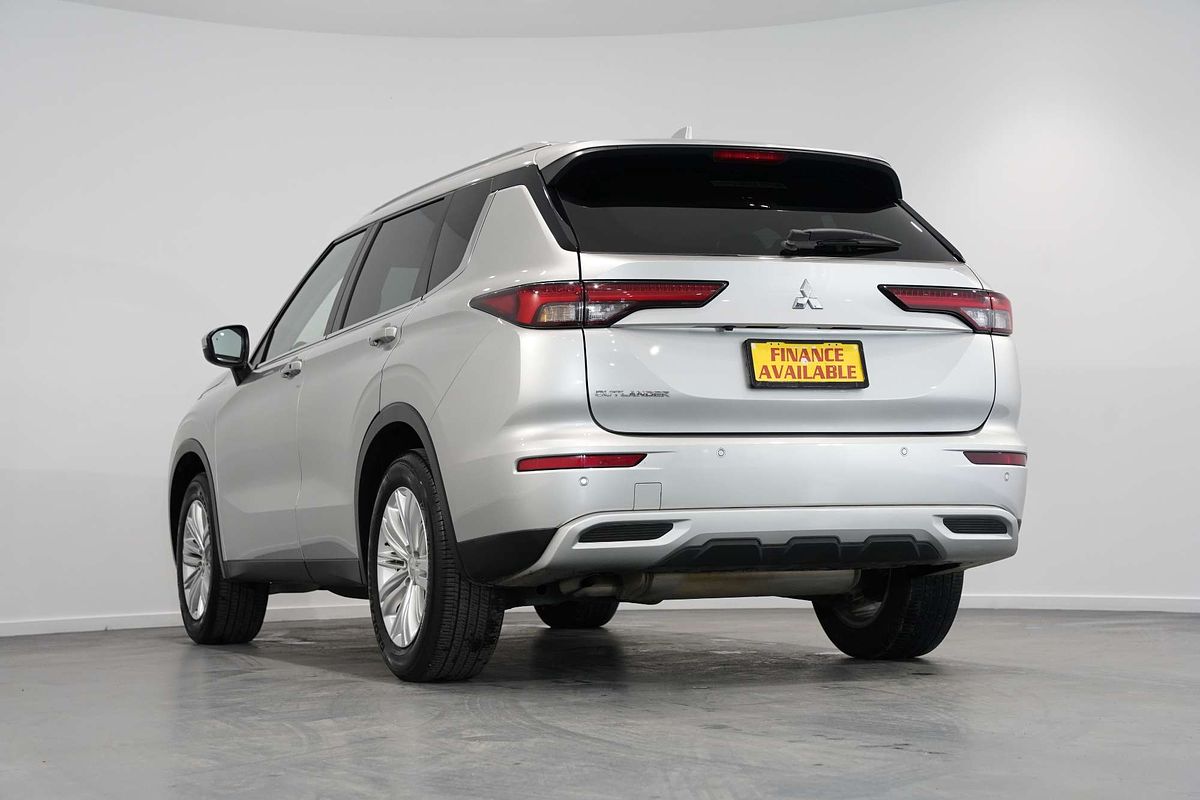 2022 Mitsubishi Outlander LS ZM