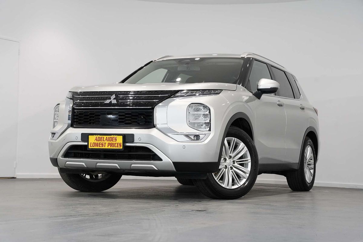 2022 Mitsubishi Outlander LS ZM