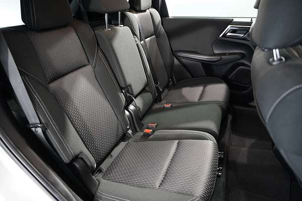 2022 Mitsubishi Outlander LS ZM