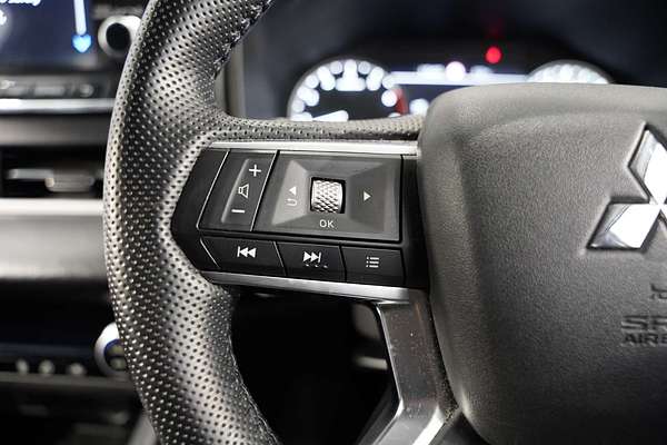 2022 Mitsubishi Outlander LS ZM
