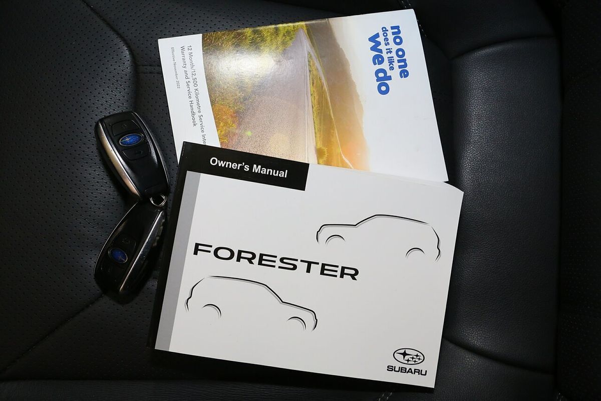 2023 Subaru Forester 2.5i-S 50 Years Edition S5