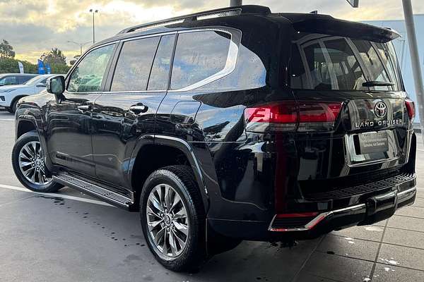 2024 Toyota Landcruiser Sahara ZX FJA300R