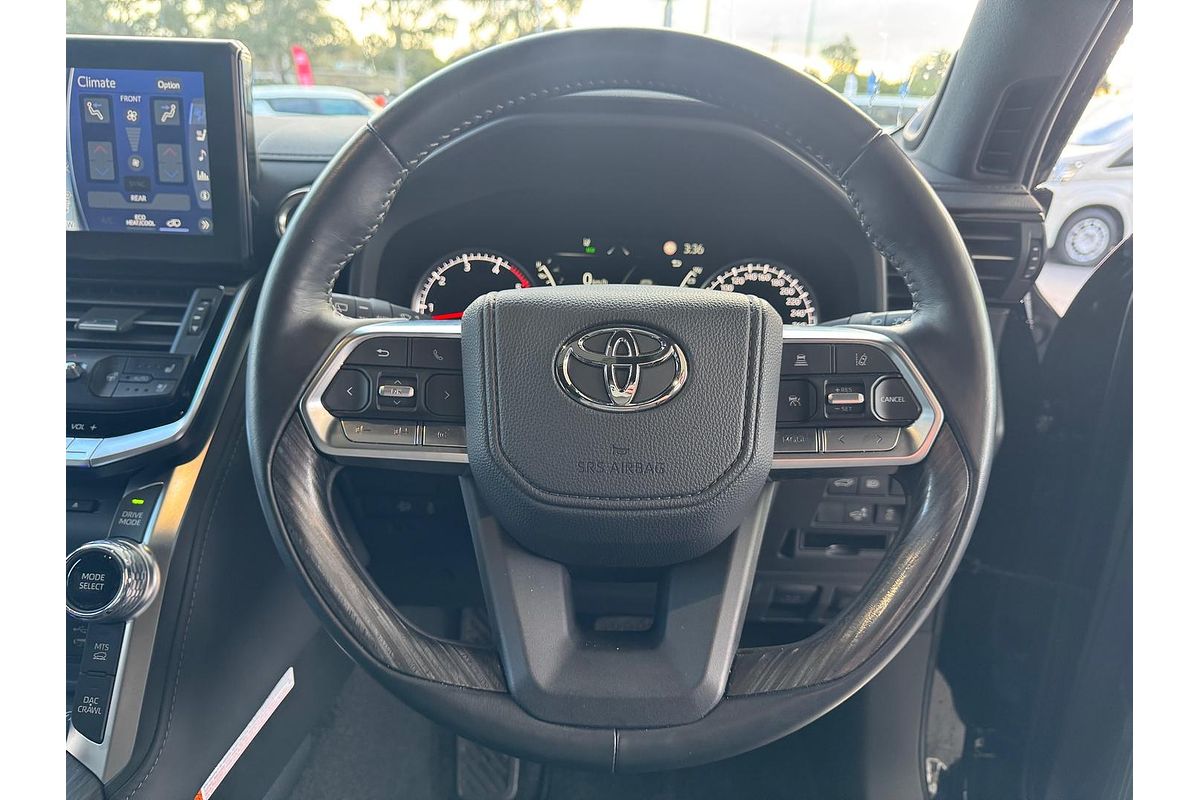 2024 Toyota Landcruiser Sahara ZX FJA300R