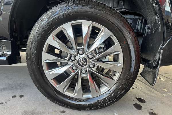 2024 Toyota Landcruiser Sahara ZX FJA300R