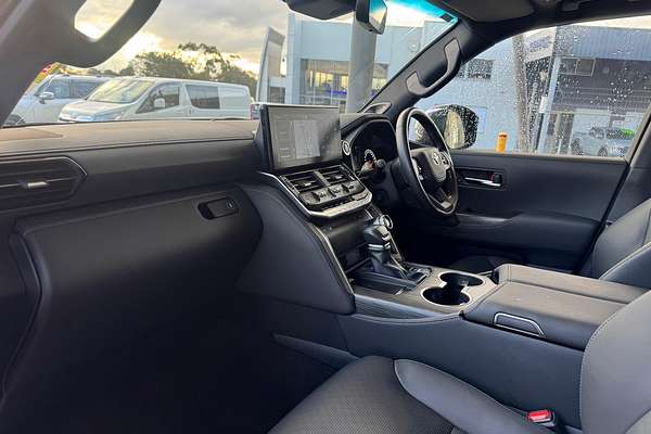 2024 Toyota Landcruiser Sahara ZX FJA300R