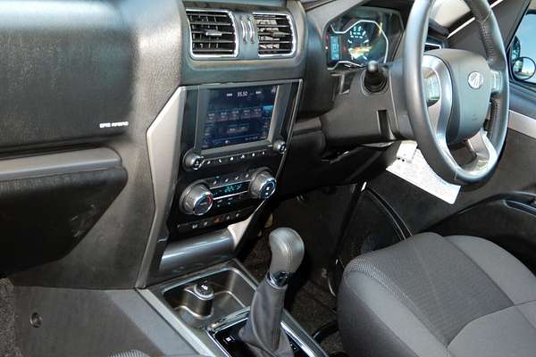 2022 Mahindra PIK-UP S11 4X4