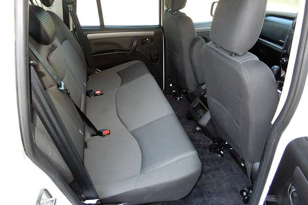 2022 Mahindra PIK-UP S11 4X4