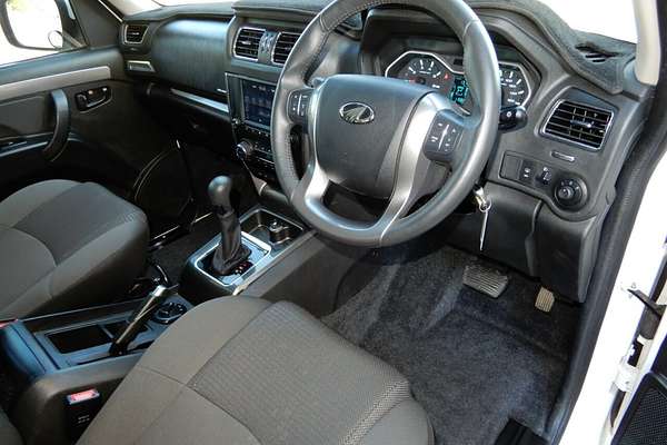 2022 Mahindra PIK-UP S11 4X4