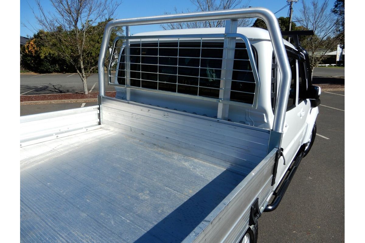2022 Mahindra PIK-UP S11 4X4