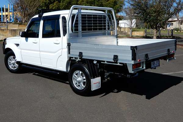 2022 Mahindra PIK-UP S11 4X4